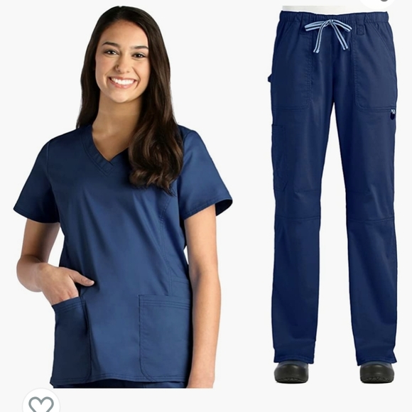 Maevn Scrub sets - Picture 8 of 15